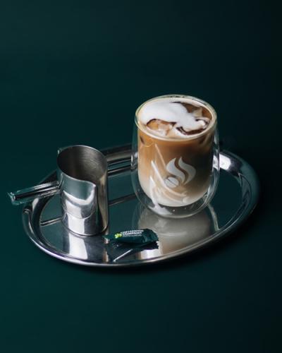 Iced Caffe Latte